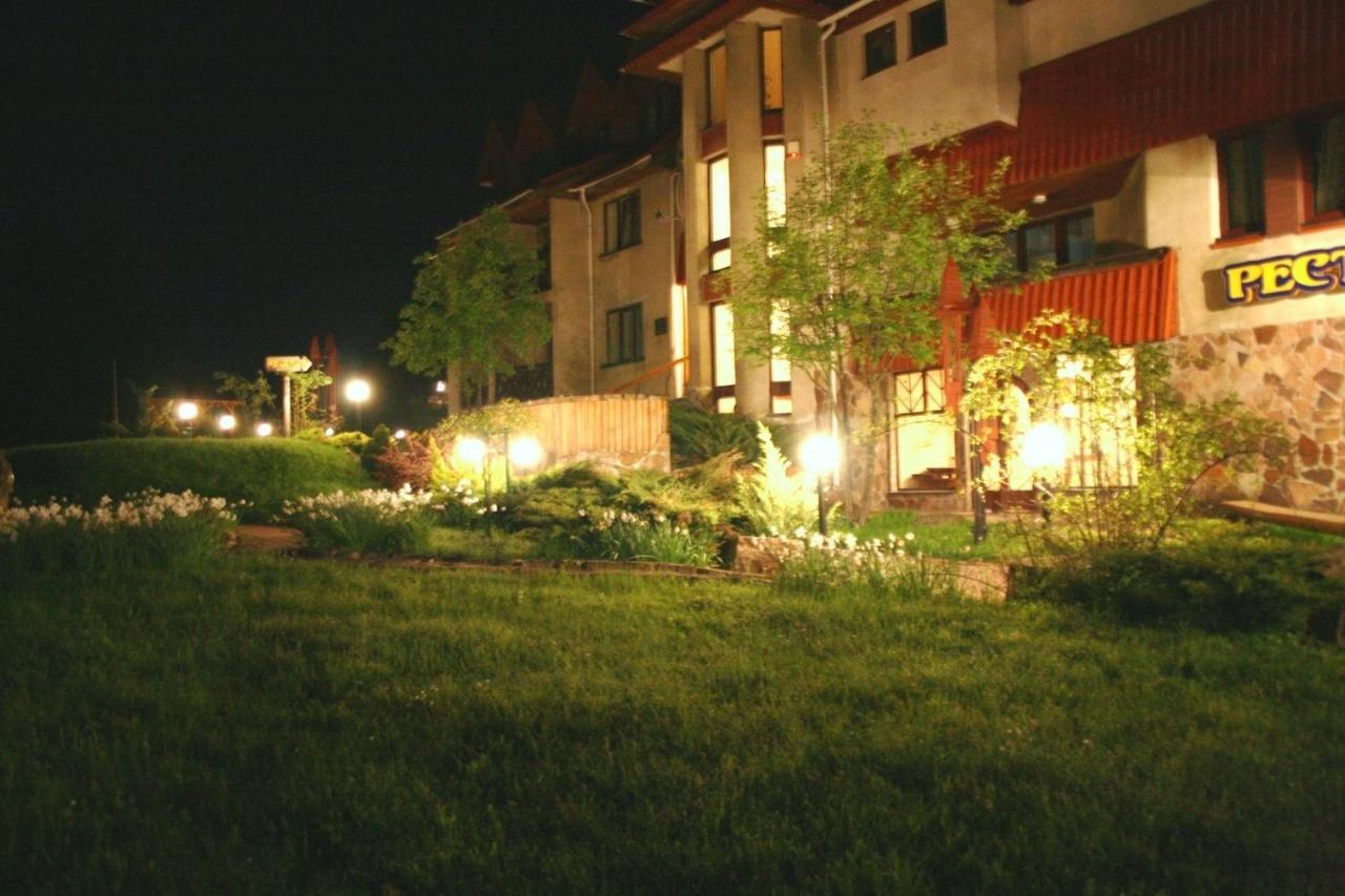 Perlyna Karpat Hotel Slavske Exterior photo